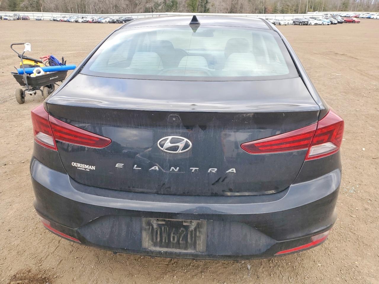 2019 HYUNDAI ELANTRA SEL photo 6