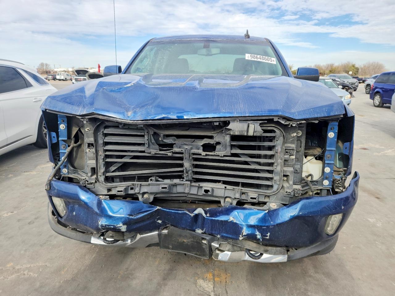 2018 CHEVROLET SILVERADO K1500 LT photo 5