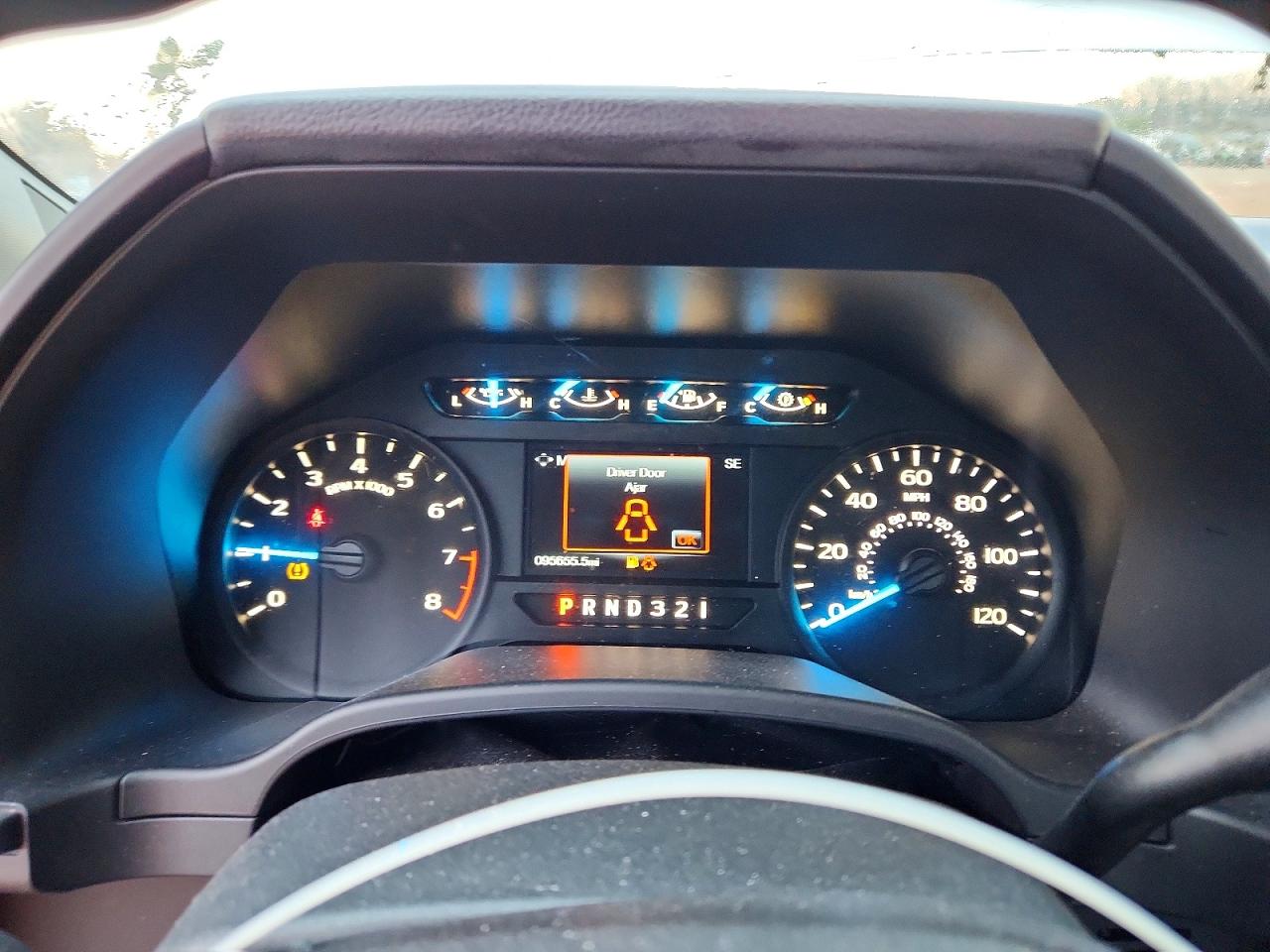 2017 FORD F150 photo 9