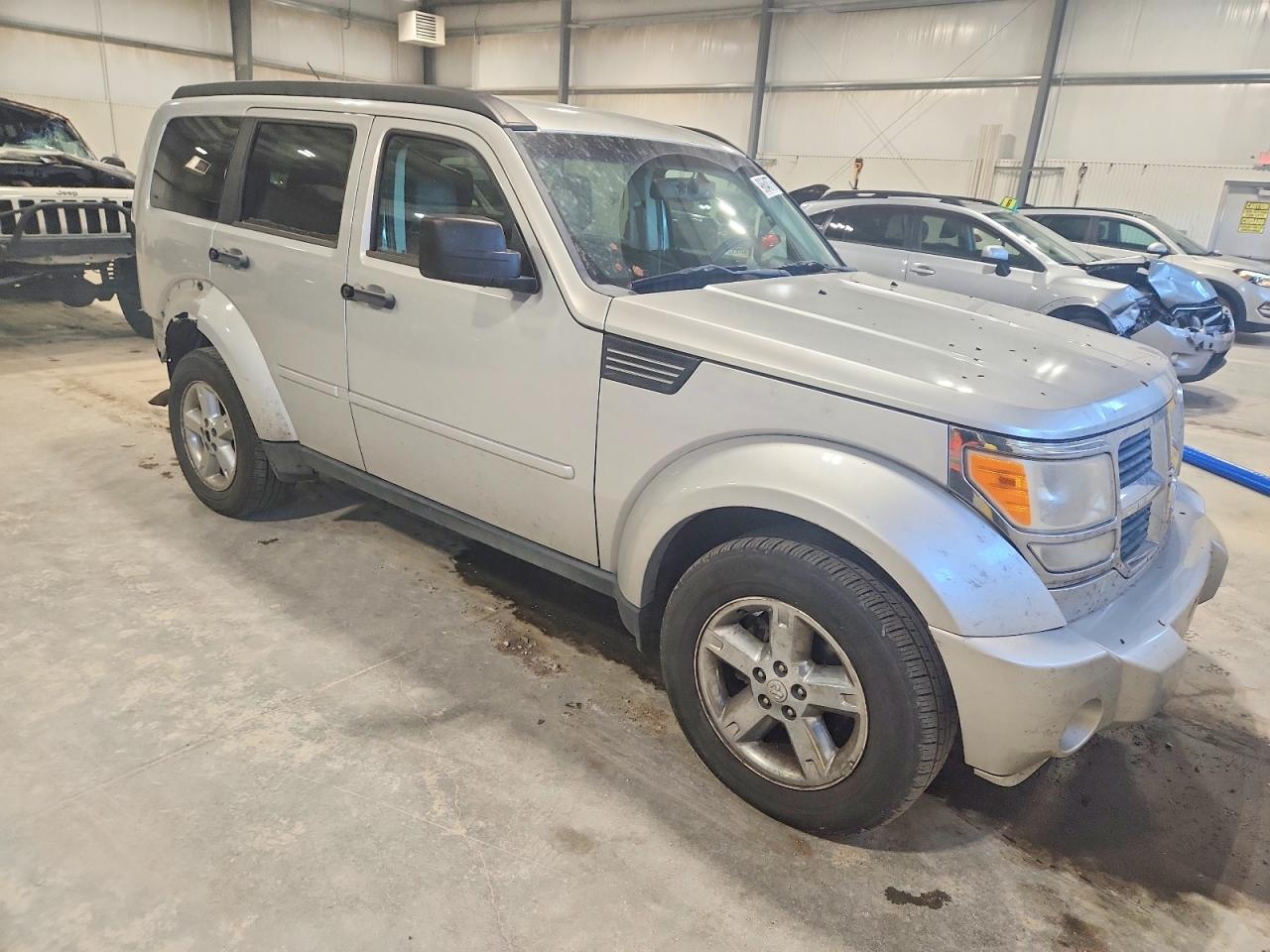 2008 DODGE NITRO SLT photo 4