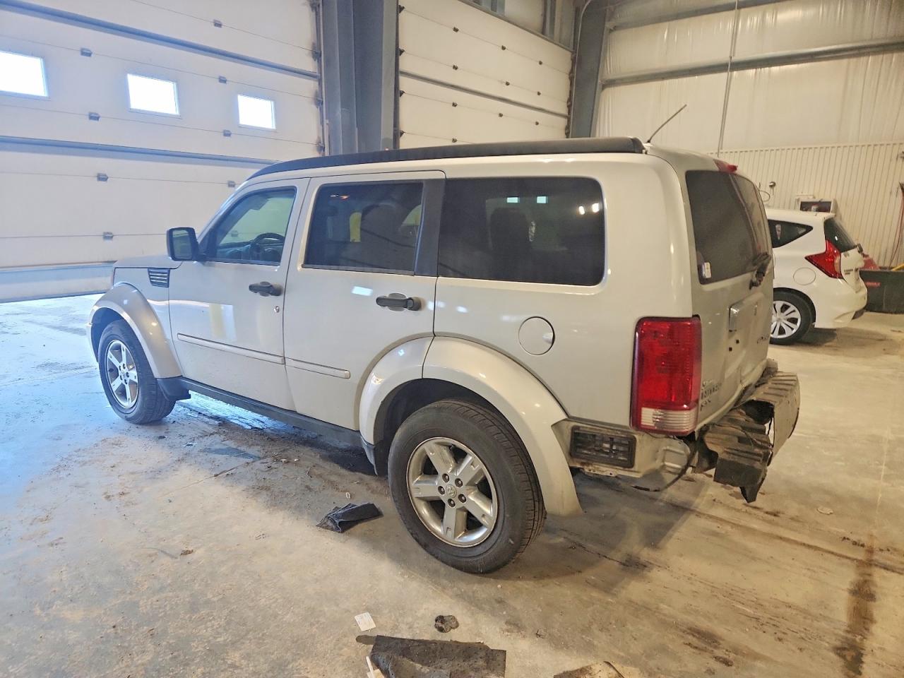 2008 DODGE NITRO SLT photo 2