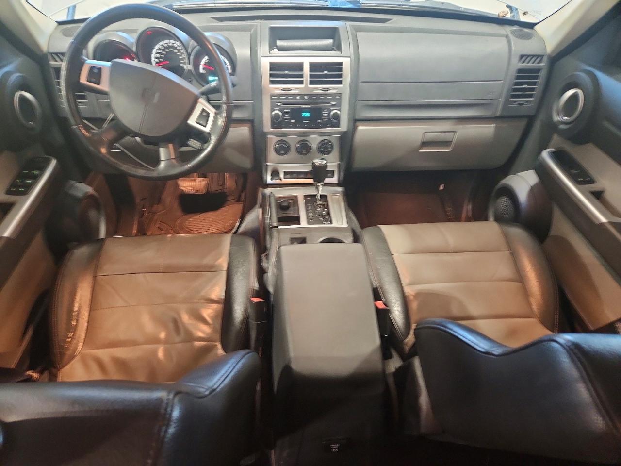 2008 DODGE NITRO SLT photo 8