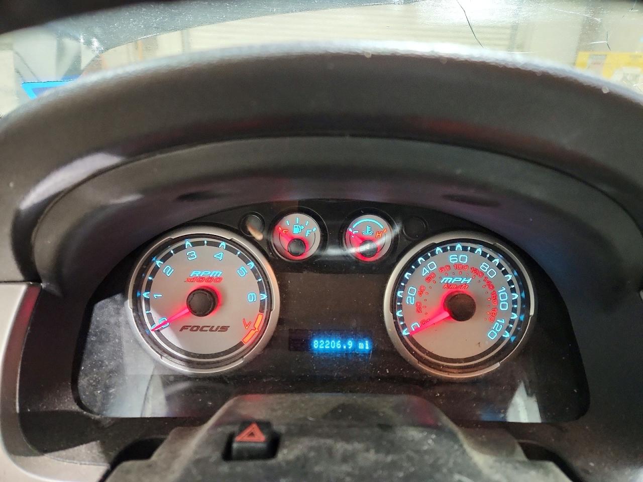 2008 FORD FOCUS SE photo 9