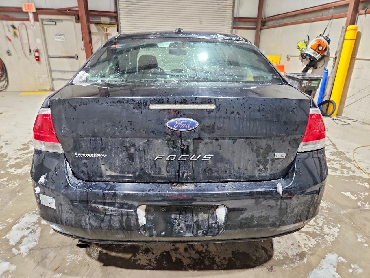 2008 FORD FOCUS SE photo 6