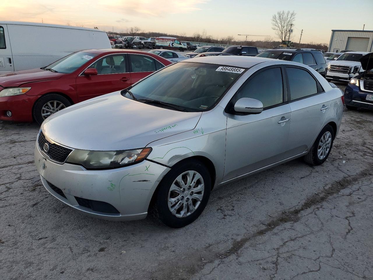 2013 KIA FORTE