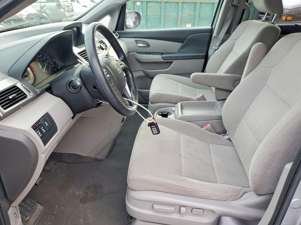 2016 HONDA ODYSSEY EX photo 7