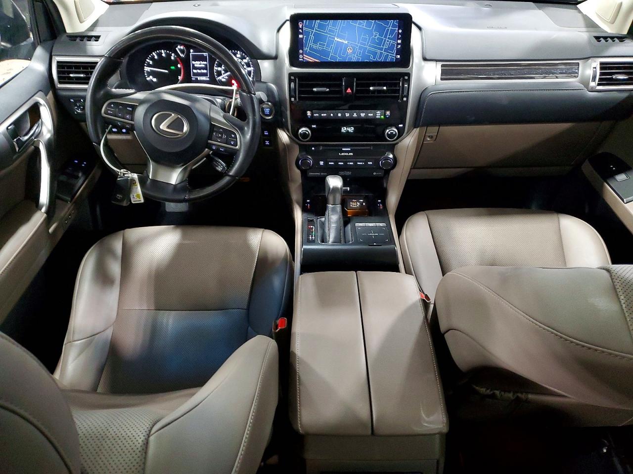 2022 LEXUS GX 460 photo 8