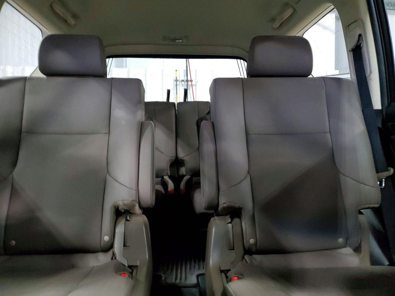 2022 LEXUS GX 460 photo 10