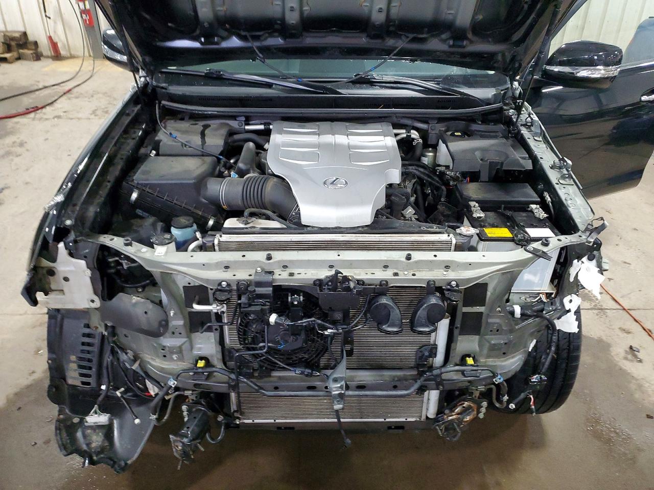 2022 LEXUS GX 460 photo 12