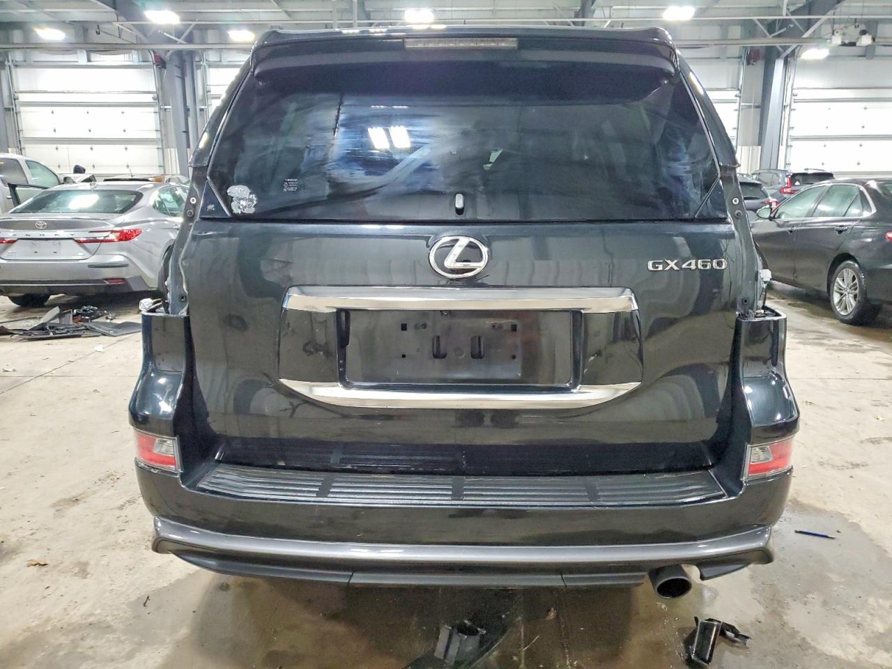 2022 LEXUS GX 460 photo 6