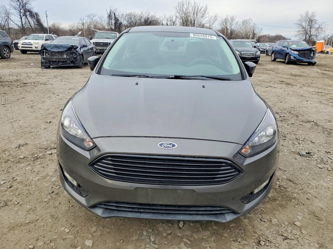 2017 FORD FOCUS SE photo 5