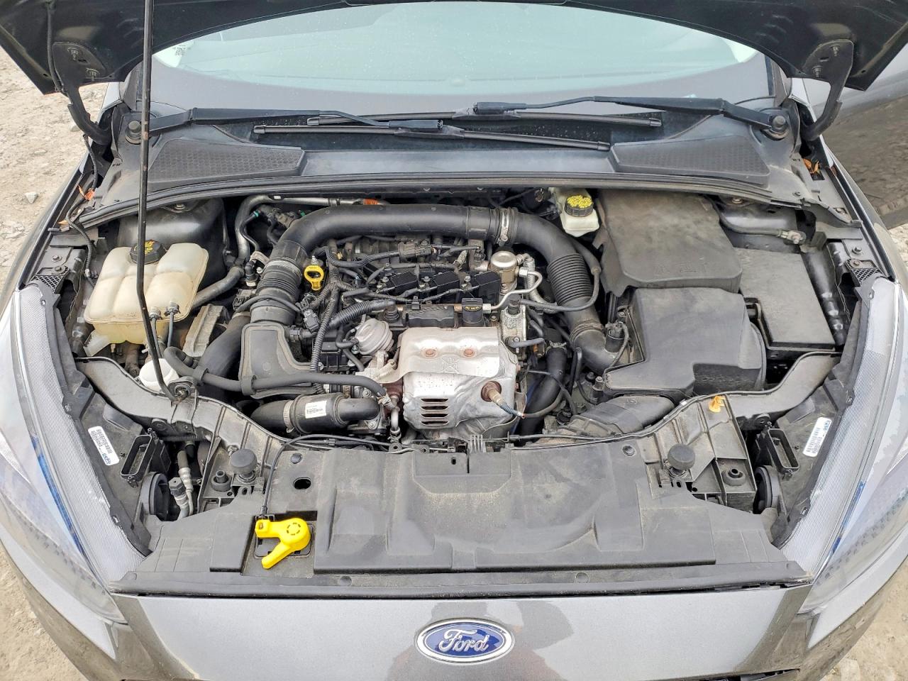 2017 FORD FOCUS SE photo 11