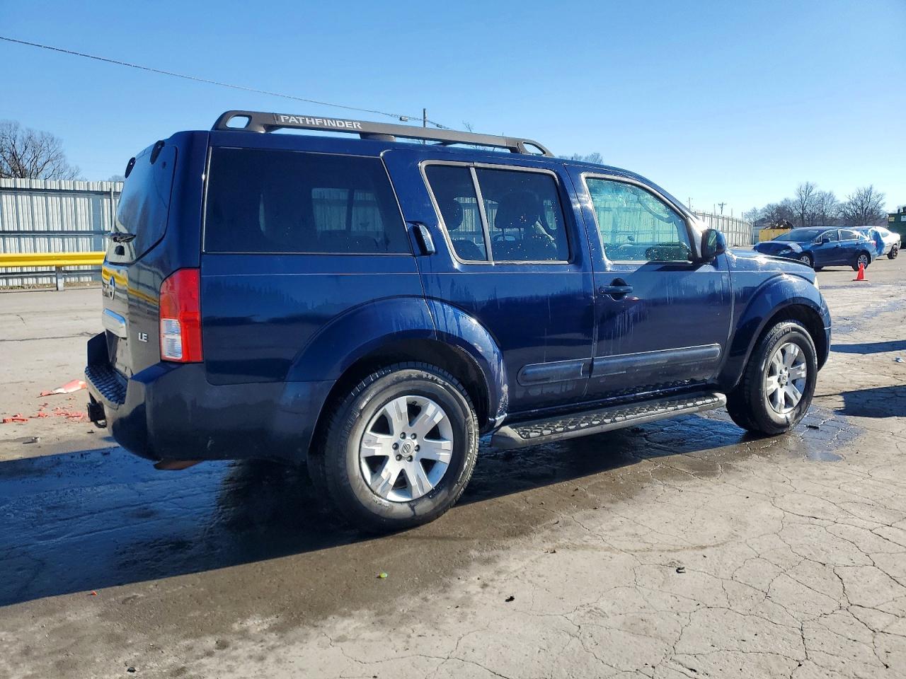 2007 NISSAN PATHFINDER LE photo 5