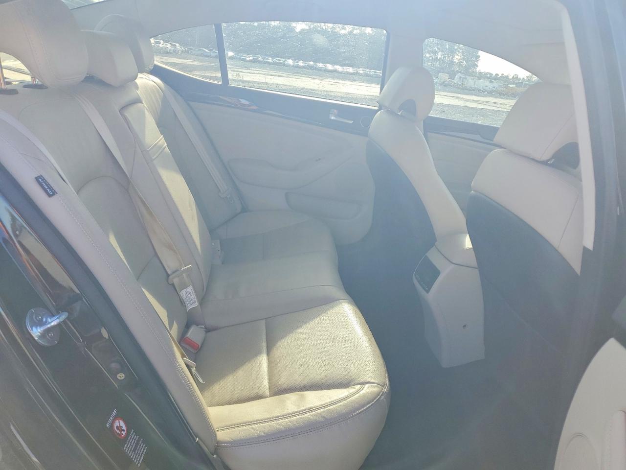 2016 KIA CADENZA LUXURY photo 10