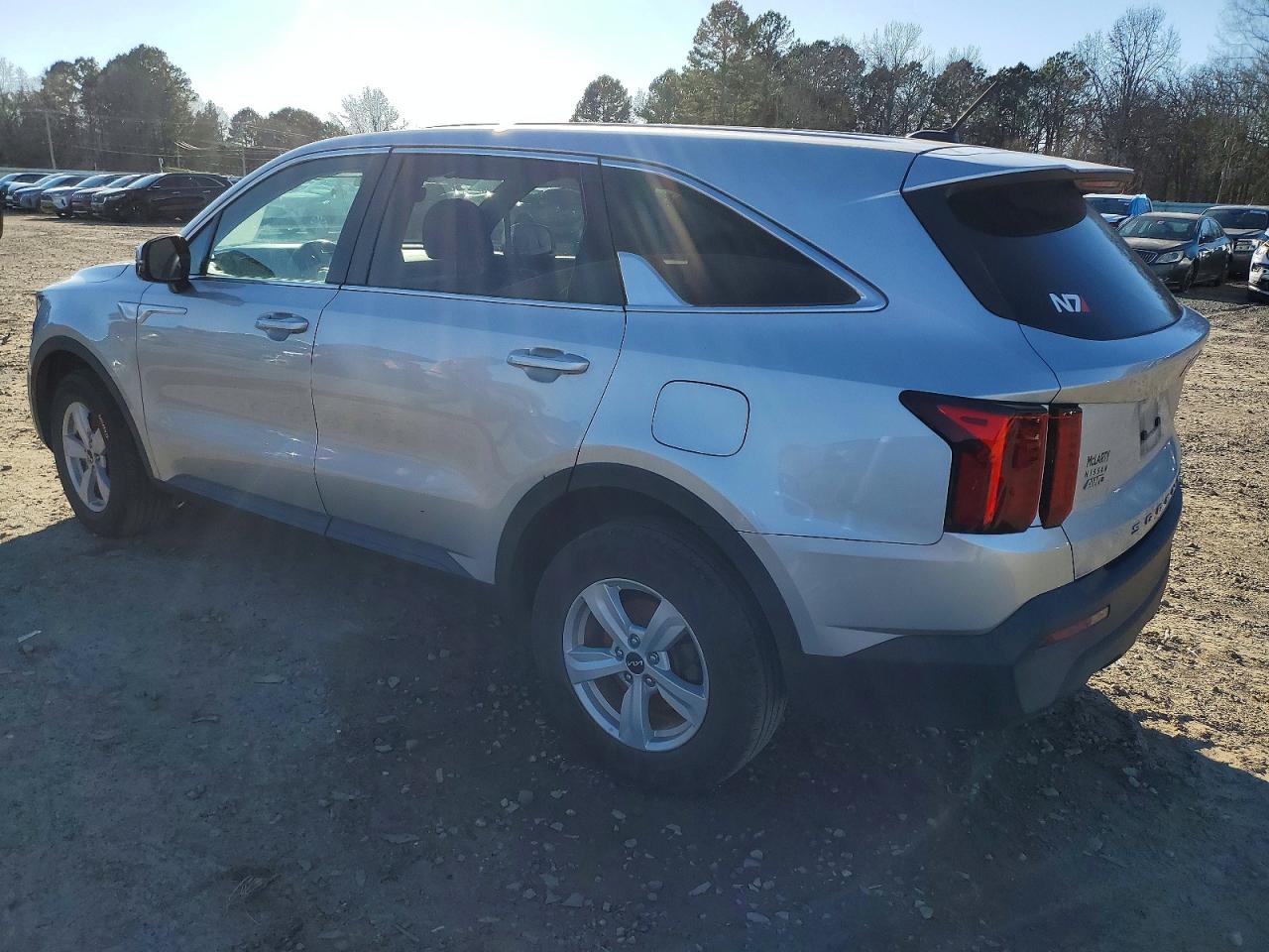 2022 KIA SORENTO LX photo 2