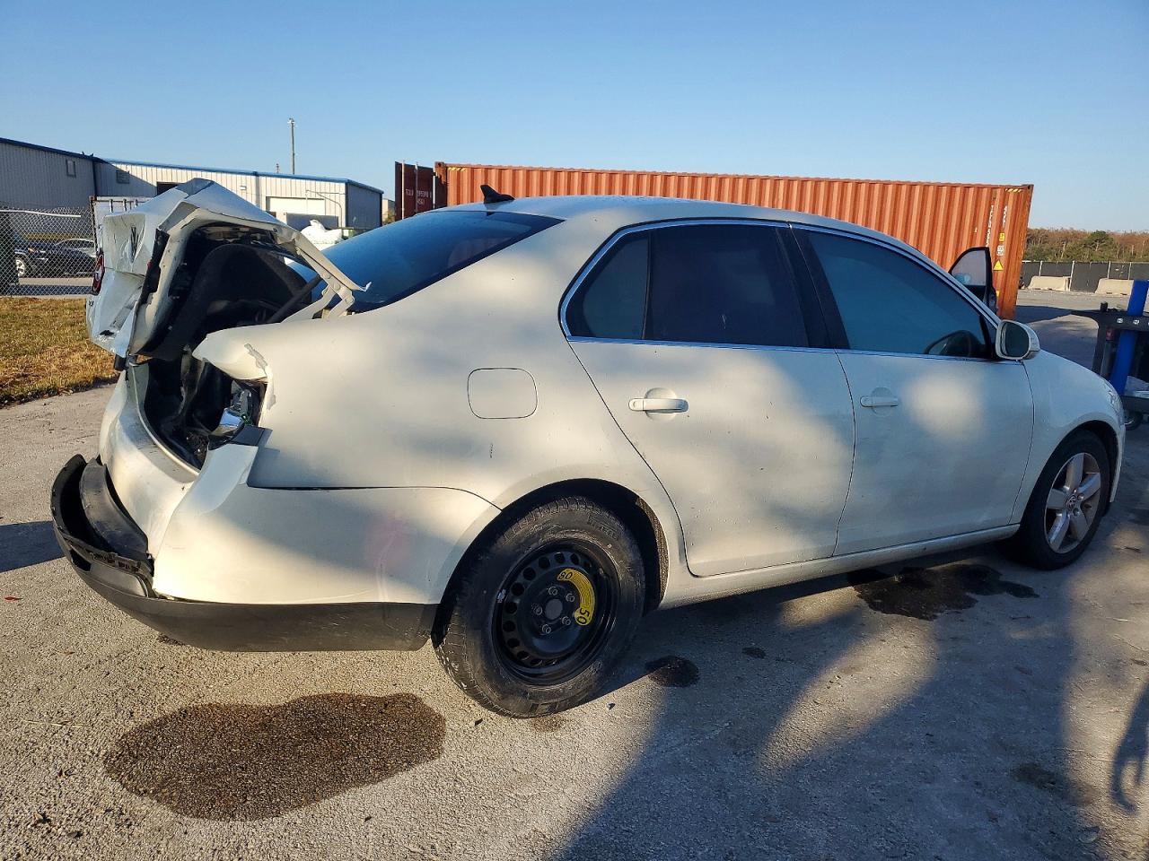 2008 VOLKSWAGEN JETTA SE photo 3