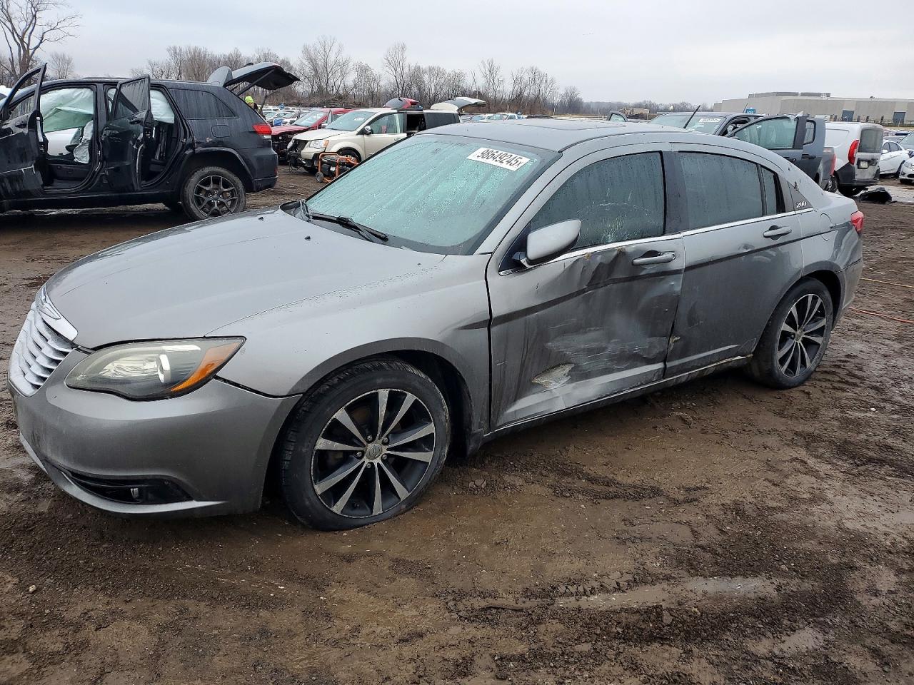 2013 CHRYSLER 200