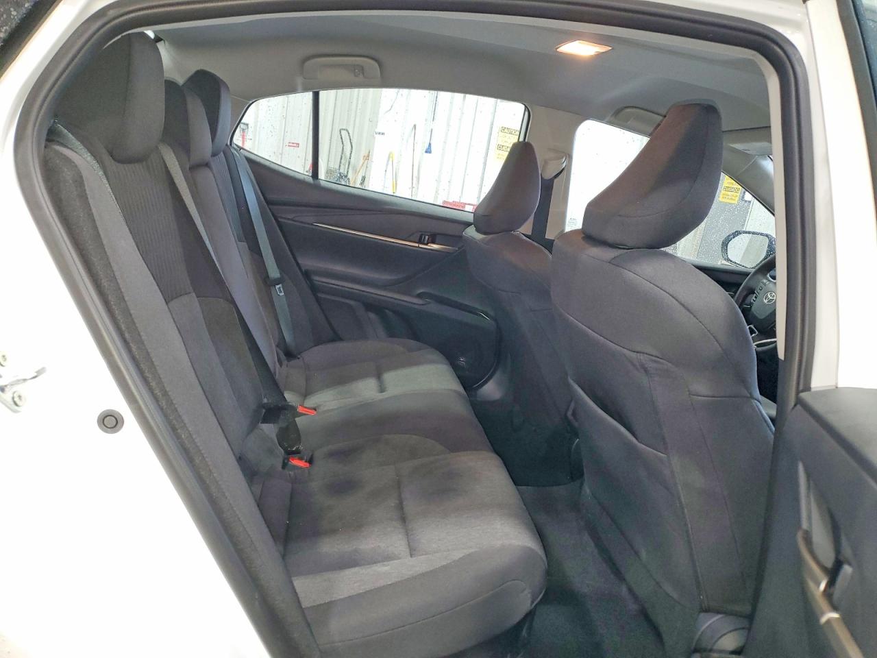 2025 TOYOTA CAMRY LE photo 10