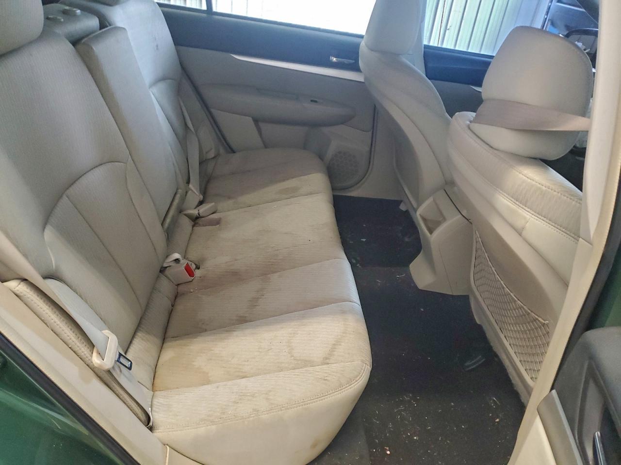 2011 SUBARU OUTBACK 2.5I PREMIUM photo 11