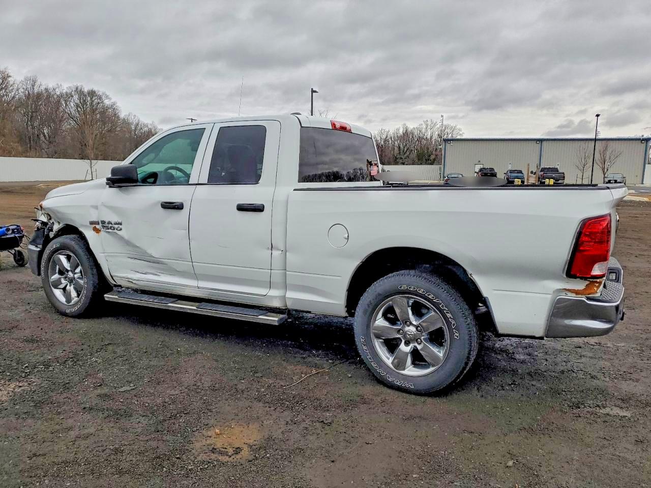 2016 RAM 1500 ST photo 2