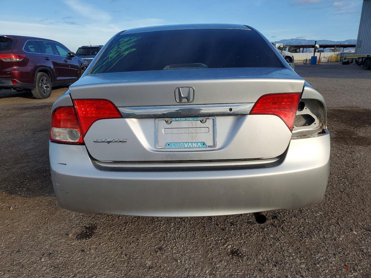 2010 HONDA CIVIC LX photo 6