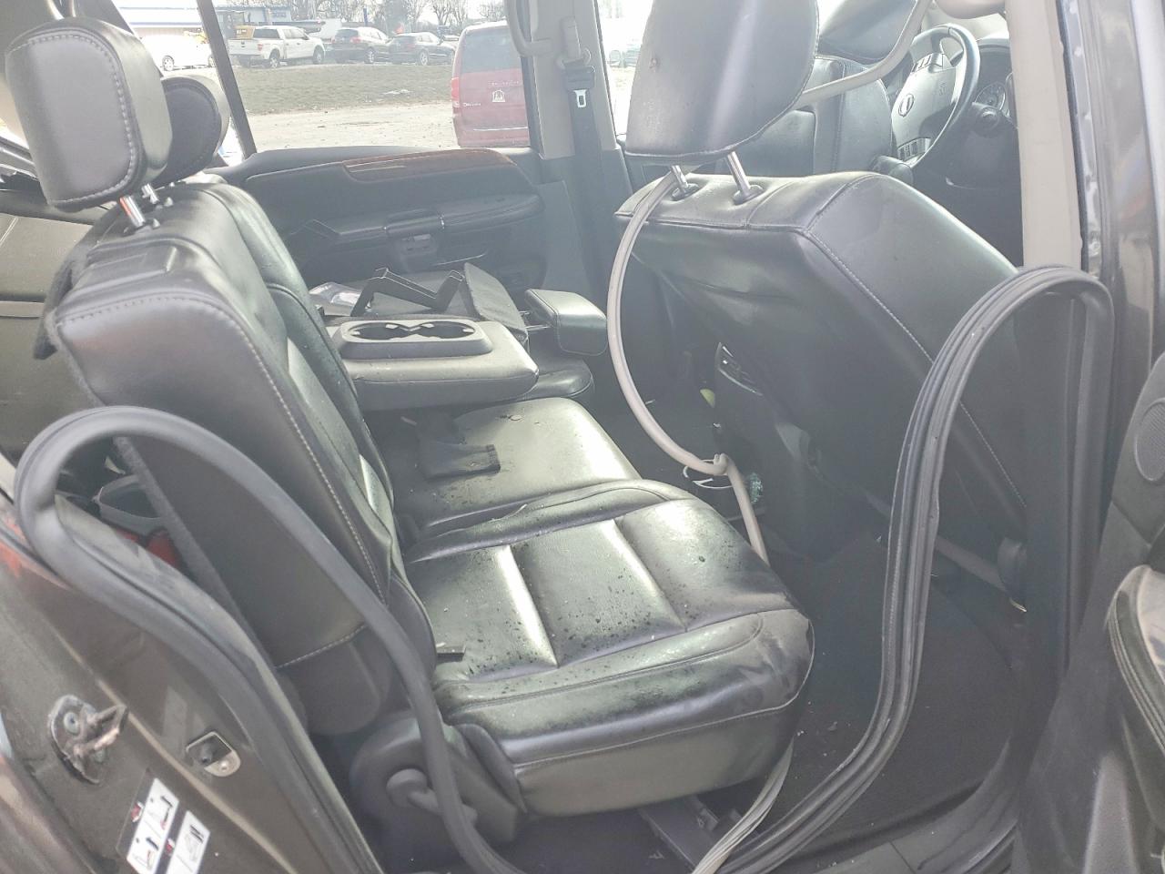 2011 NISSAN ARMADA SV photo 11