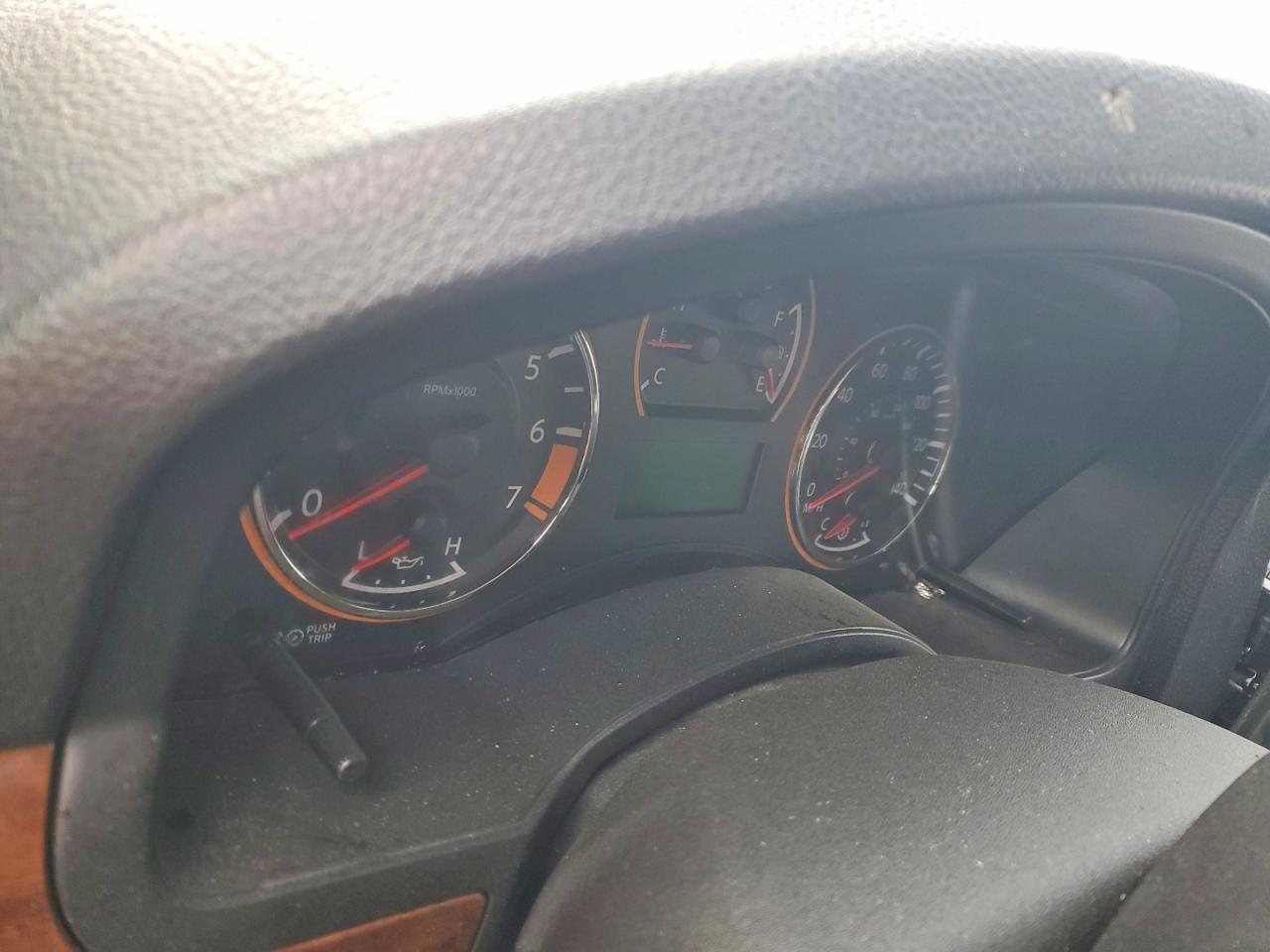 2011 NISSAN ARMADA SV photo 9