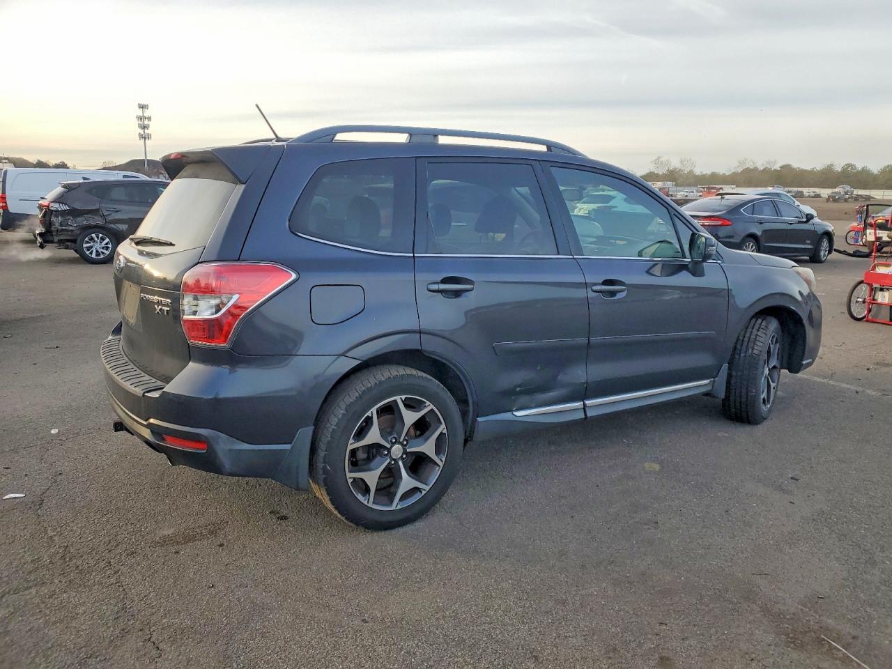 2015 SUBARU FORESTER 2.0XT TOURING photo 3