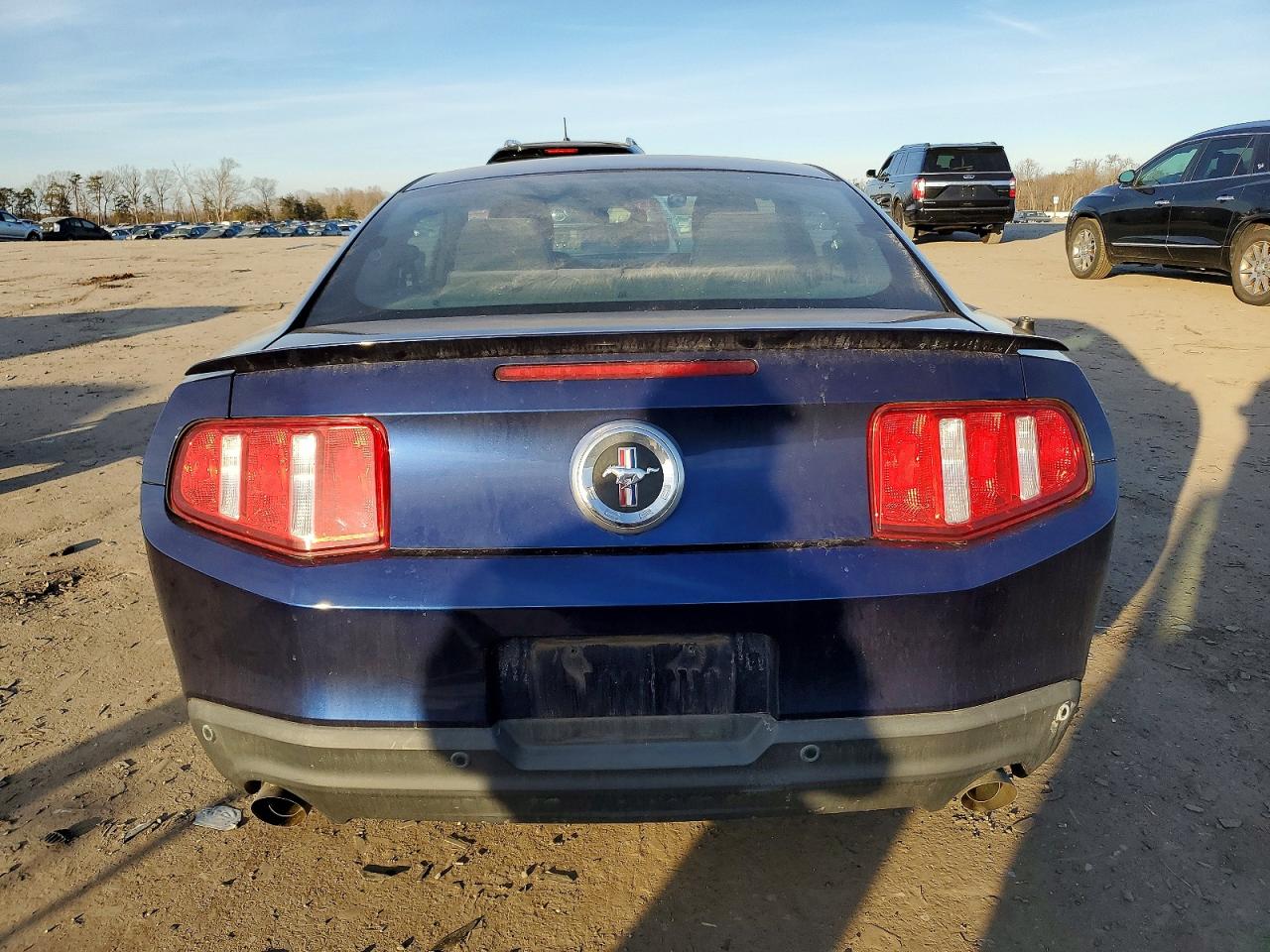2012 FORD MUSTANG photo 6