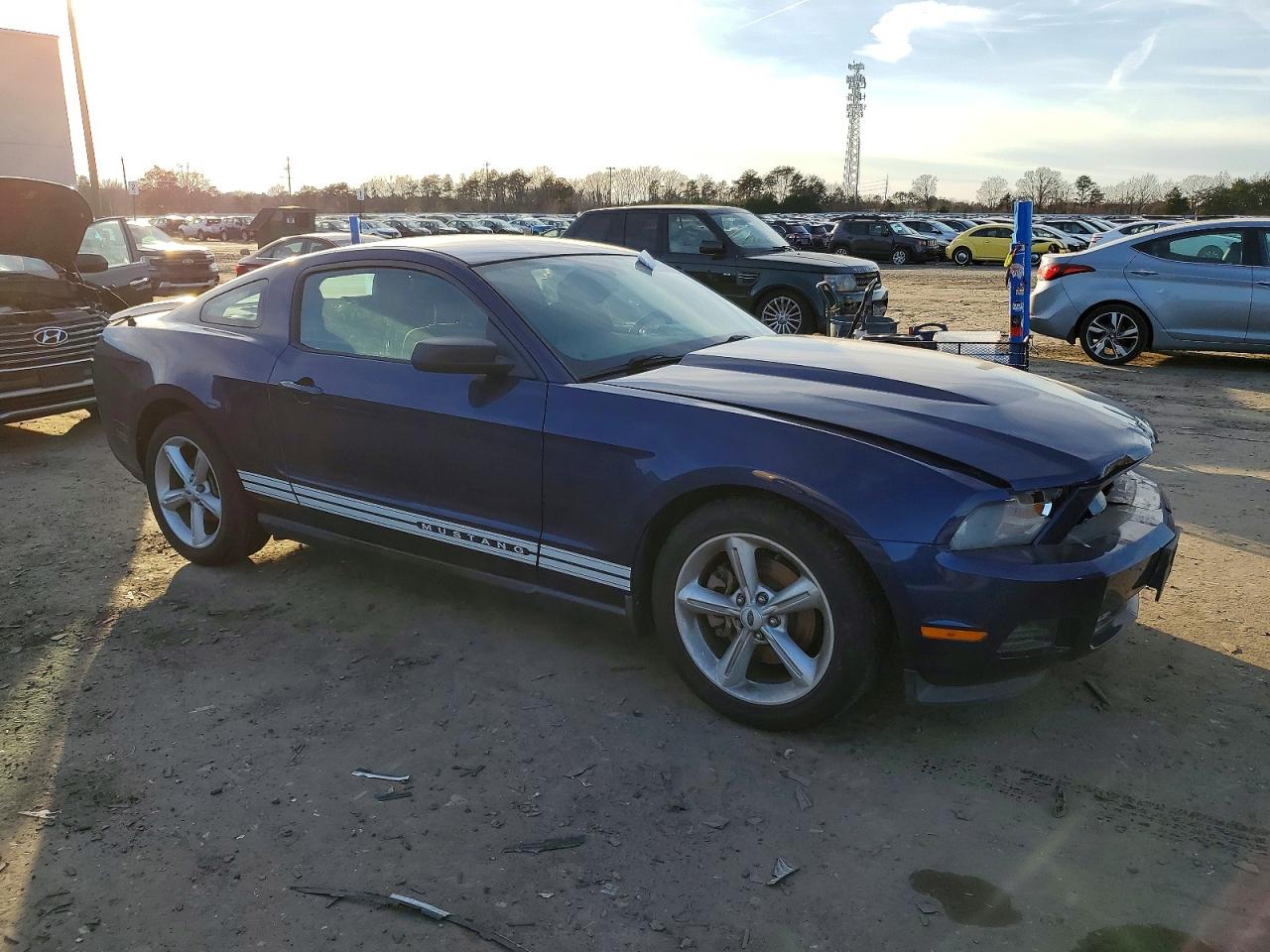 2012 FORD MUSTANG photo 4