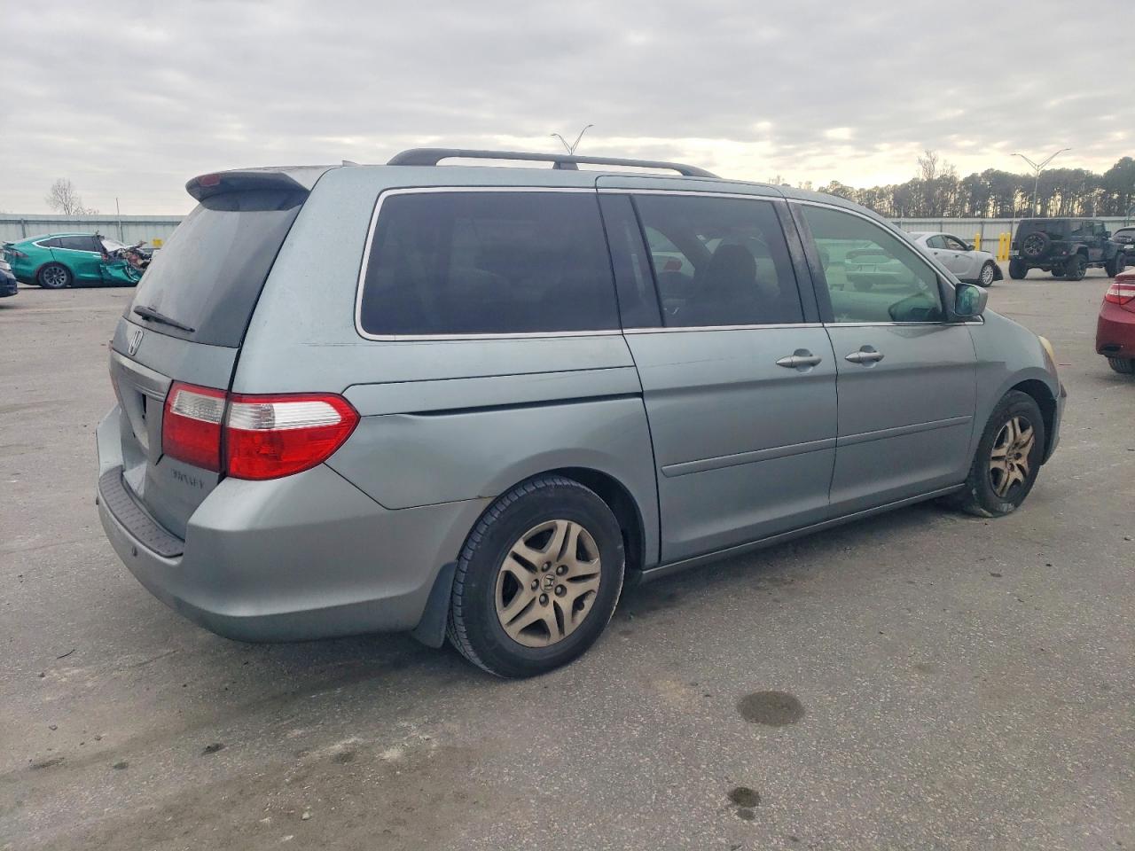 2005 HONDA ODYSSEY EXL photo 3