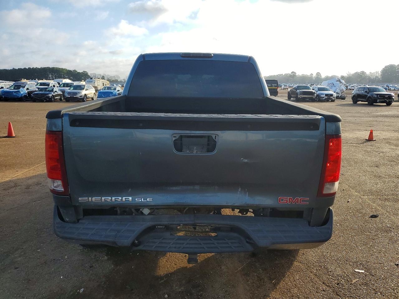 2007 GMC NEW SIERRA C1500 photo 6