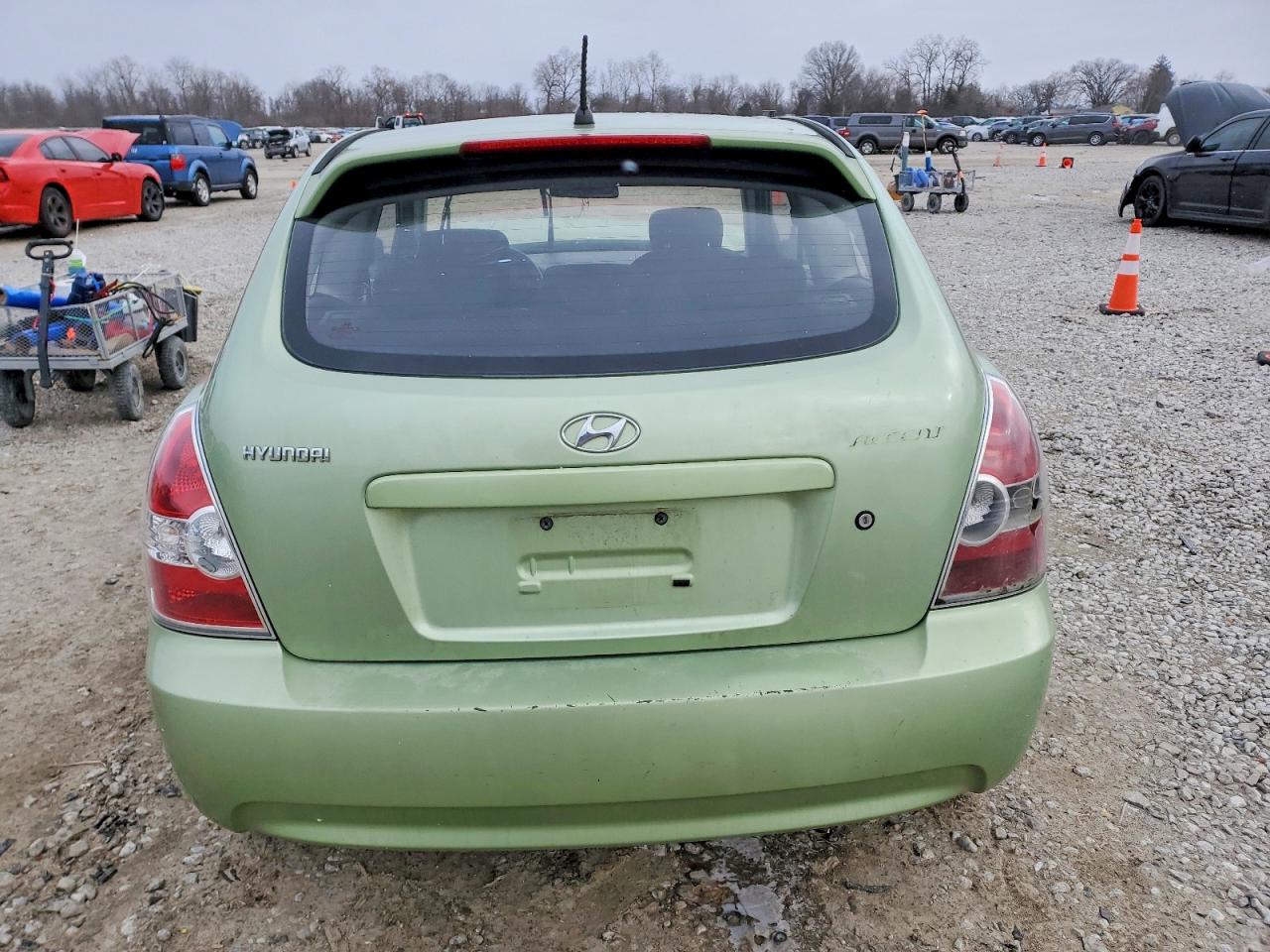 2007 HYUNDAI ACCENT GS photo 6