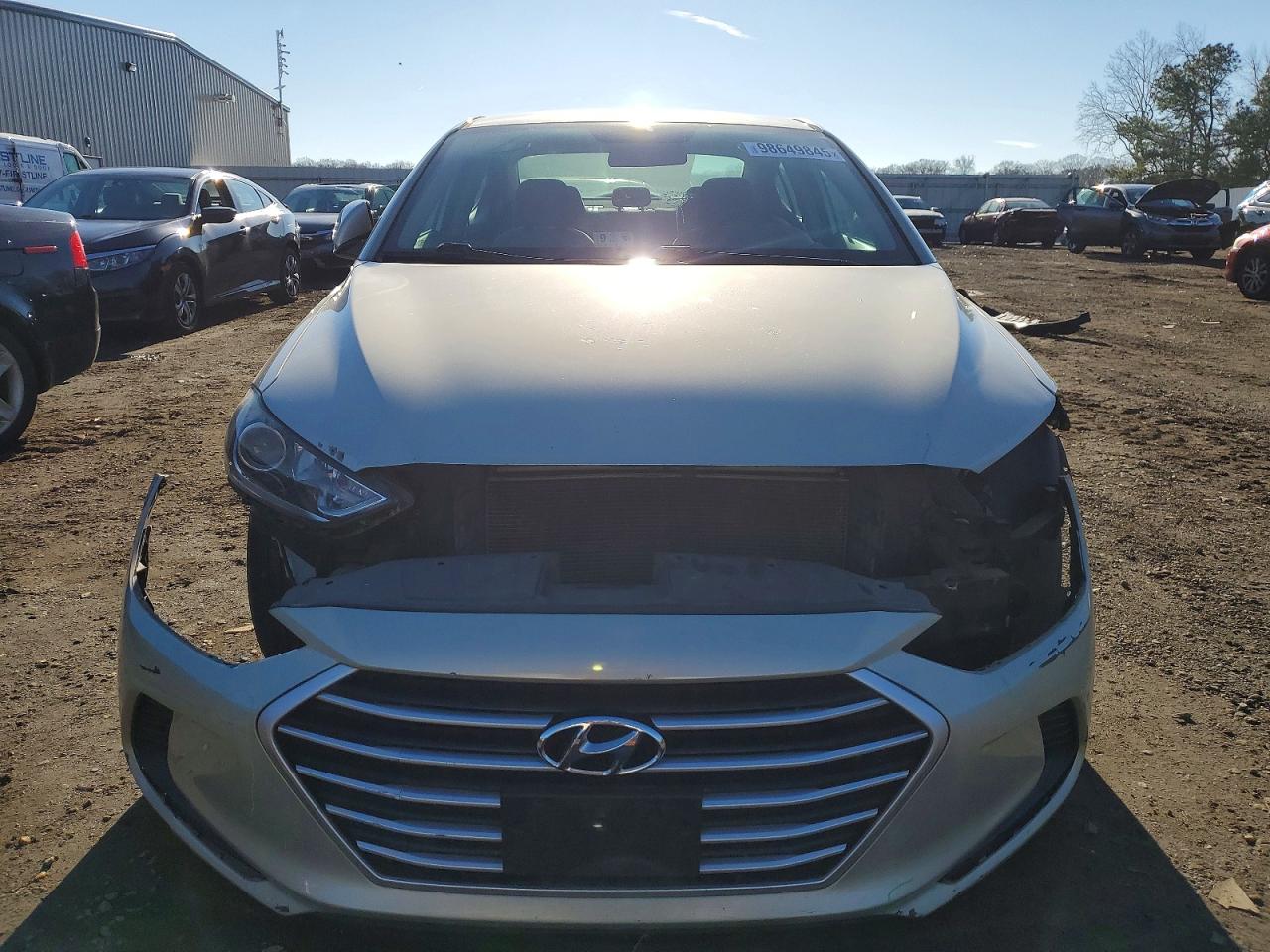 2017 HYUNDAI ELANTRA SE photo 5