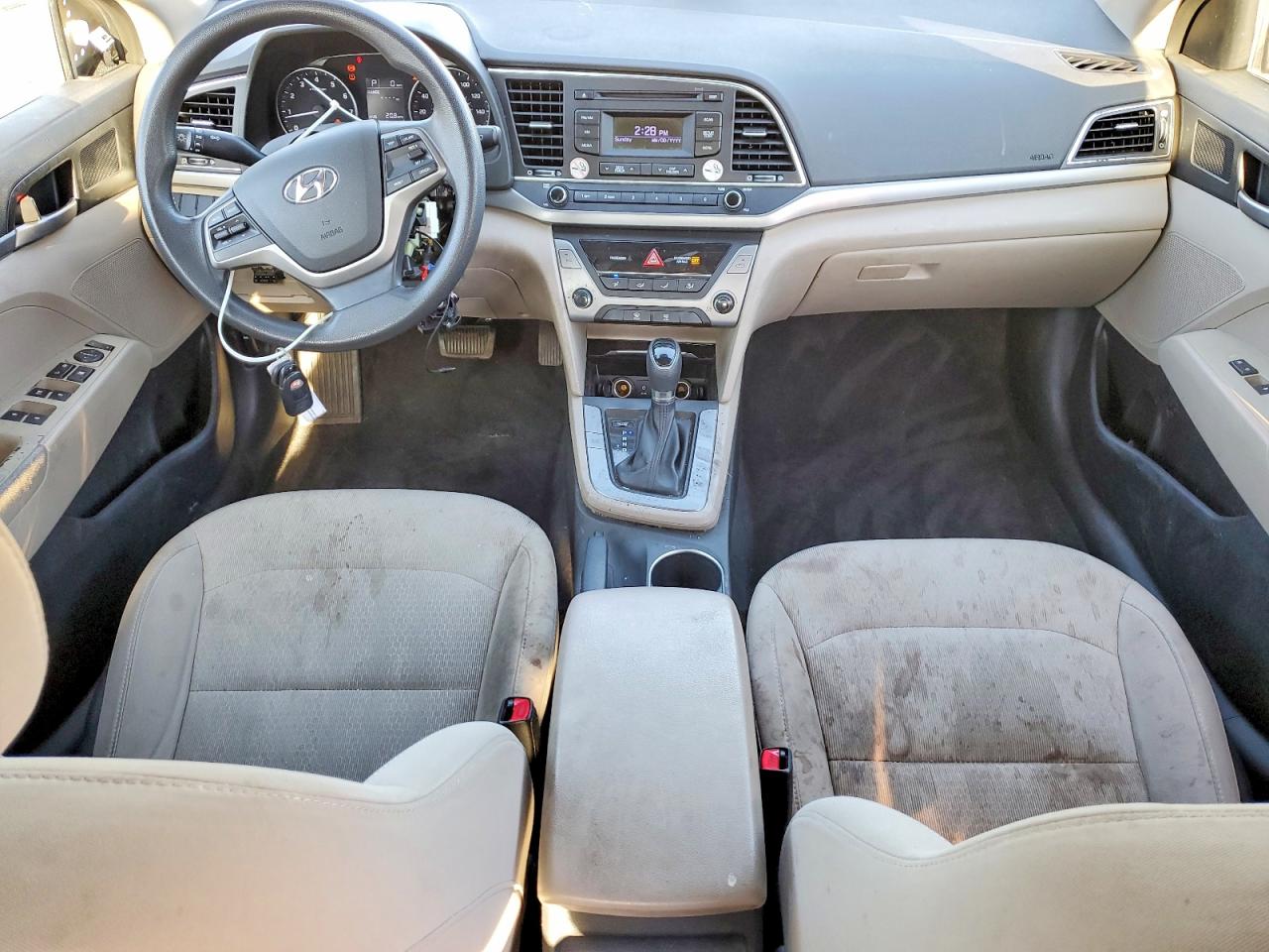 2017 HYUNDAI ELANTRA SE photo 8