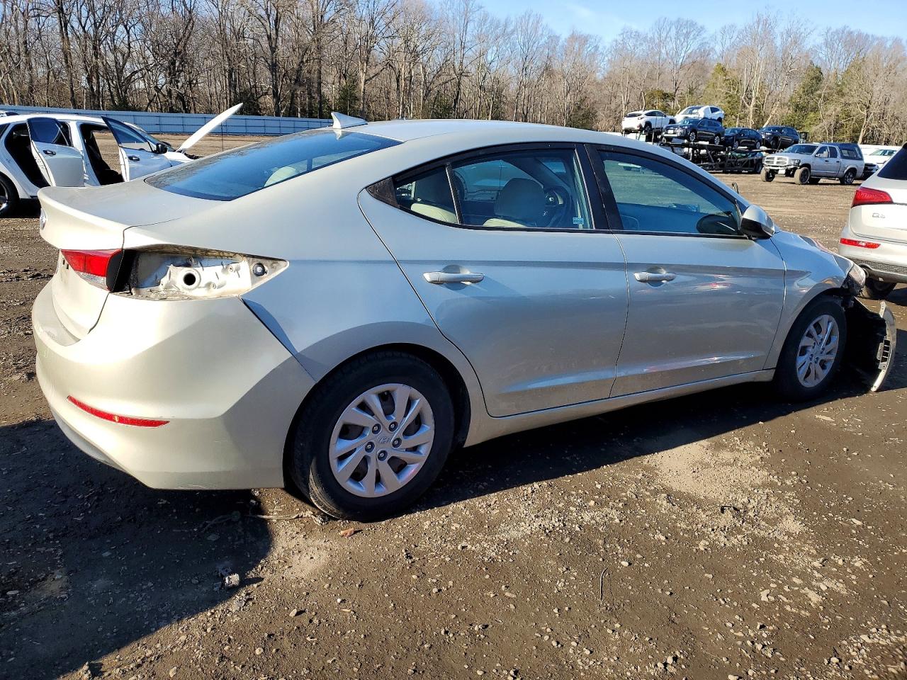 2017 HYUNDAI ELANTRA SE photo 3