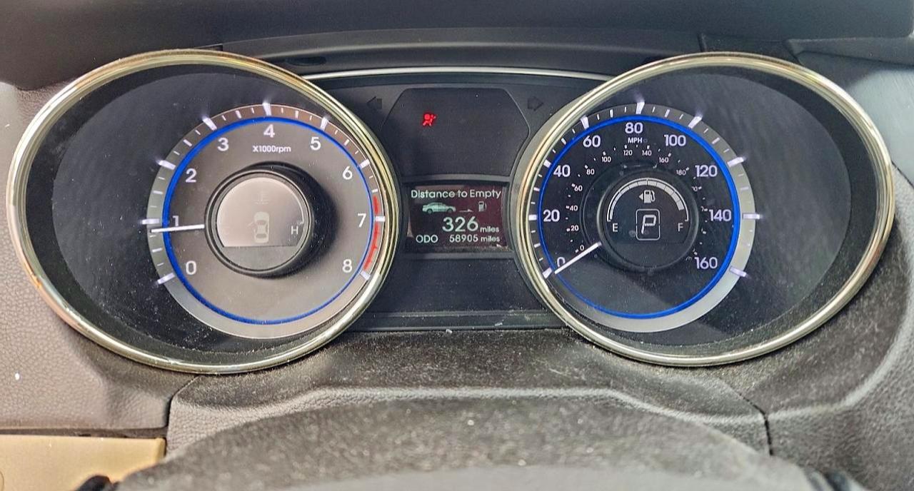 2013 HYUNDAI SONATA GLS photo 9