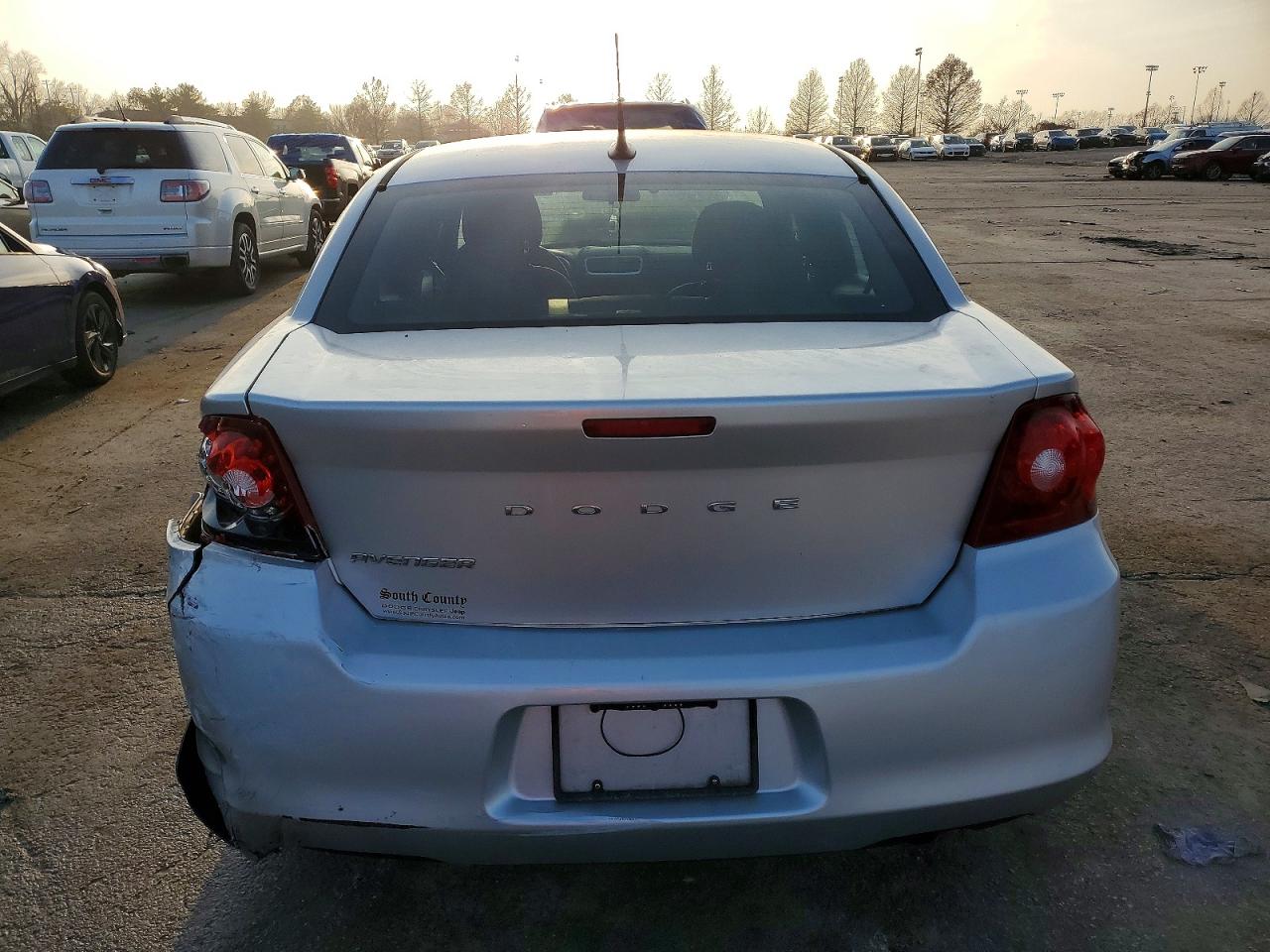 2011 DODGE AVENGER MAINSTREET photo 6