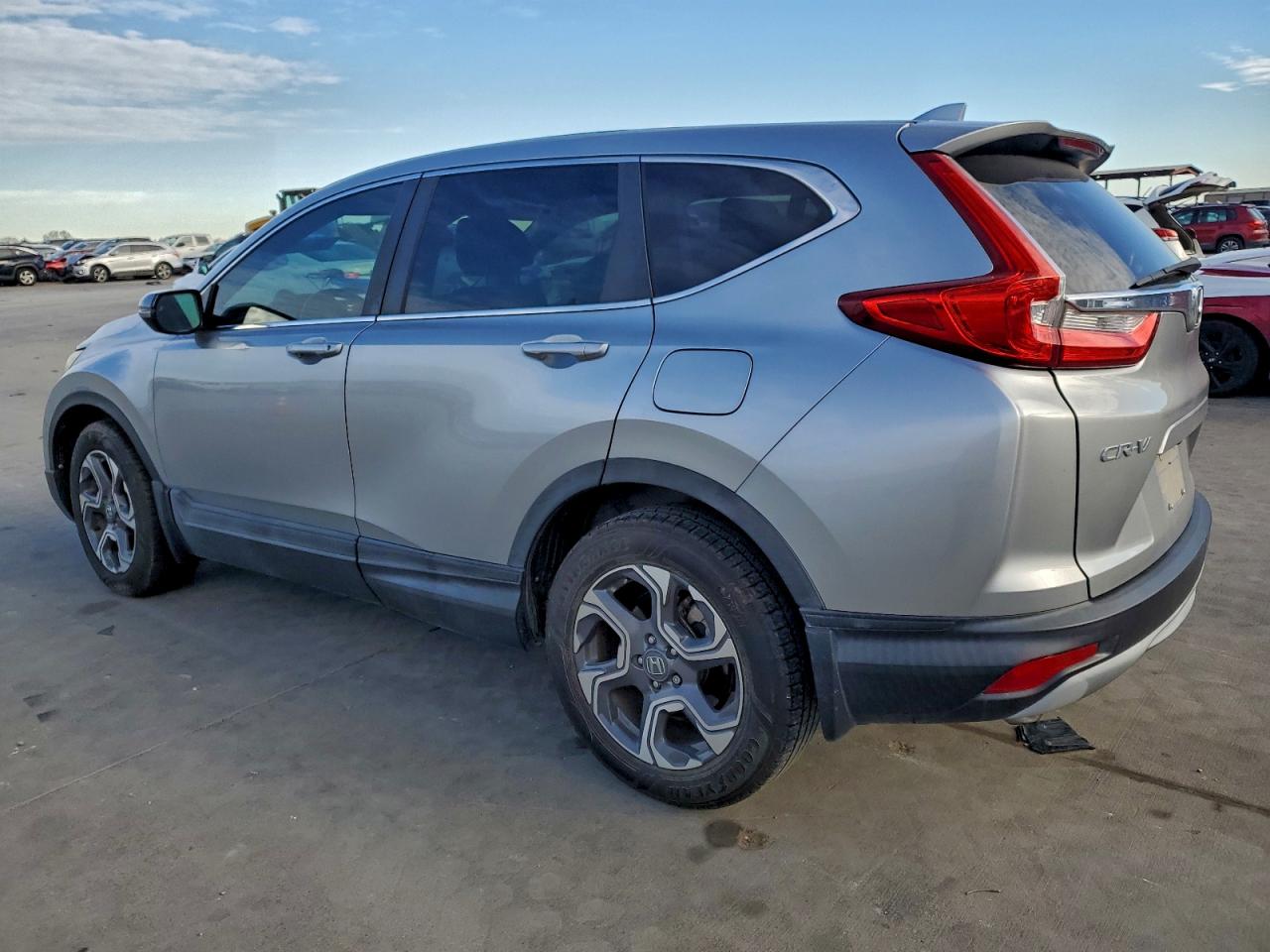 2018 HONDA CR-V EXL photo 2