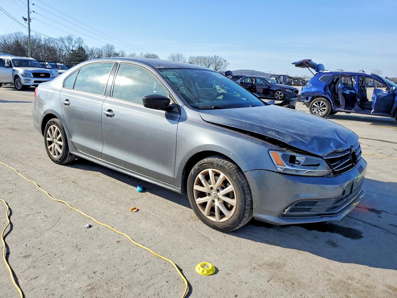 2015 VOLKSWAGEN JETTA SE photo 4