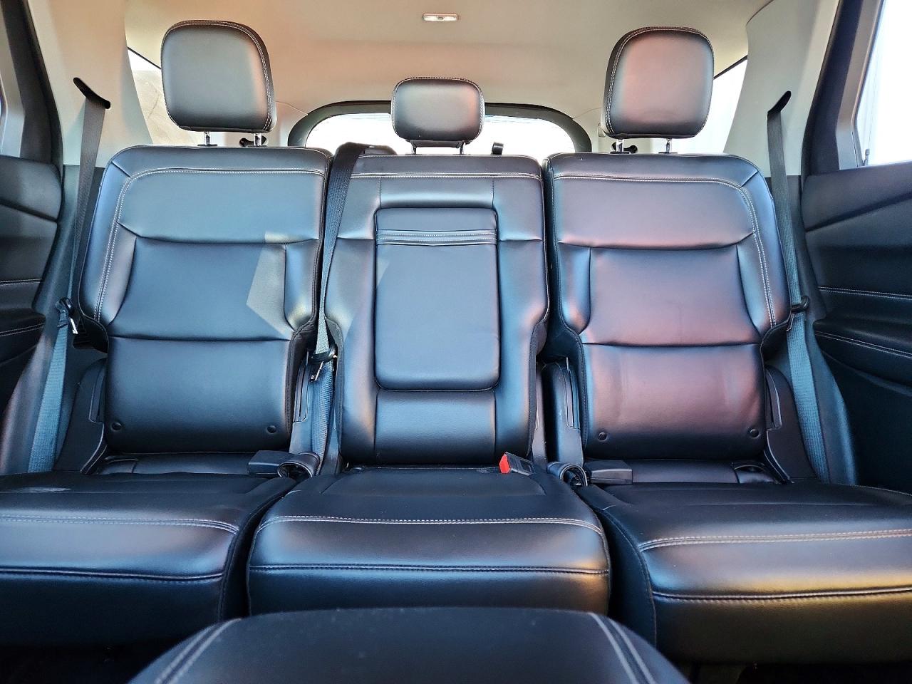 2024 FORD EXPLORER XLT photo 10