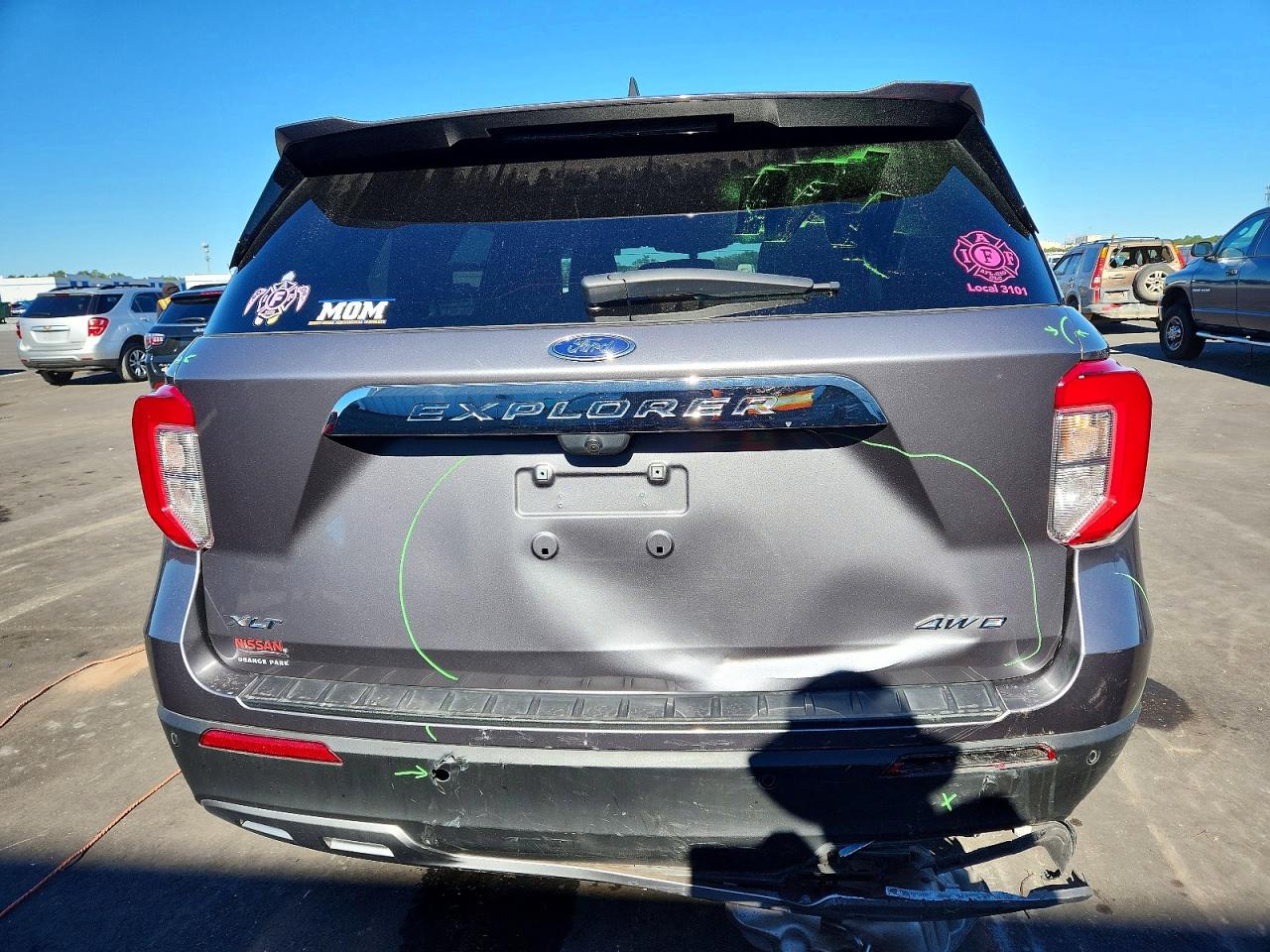 2024 FORD EXPLORER XLT photo 6