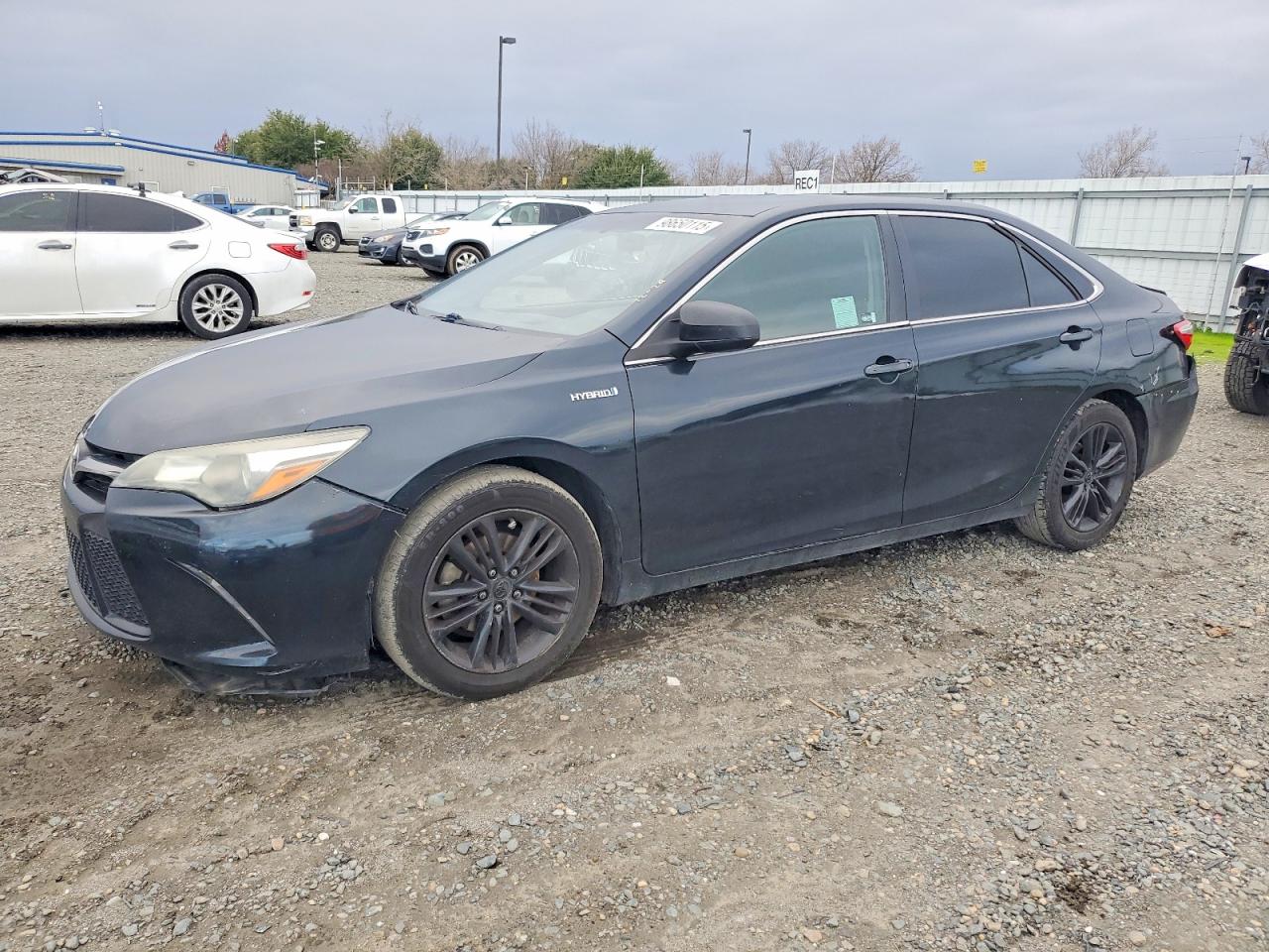 2016 TOYOTA CAMRY
