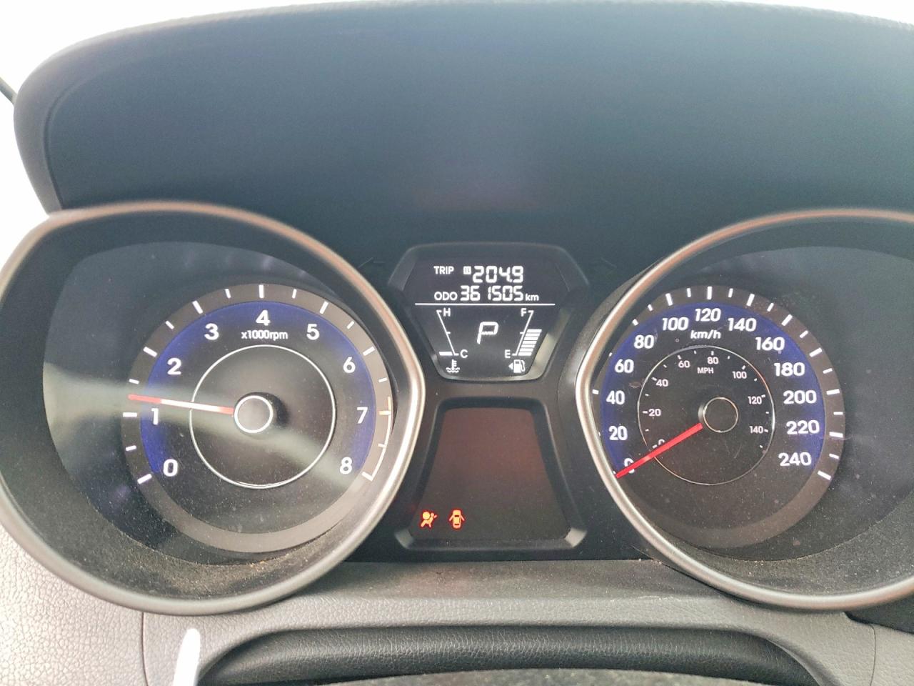 2013 HYUNDAI ELANTRA GLS photo 9