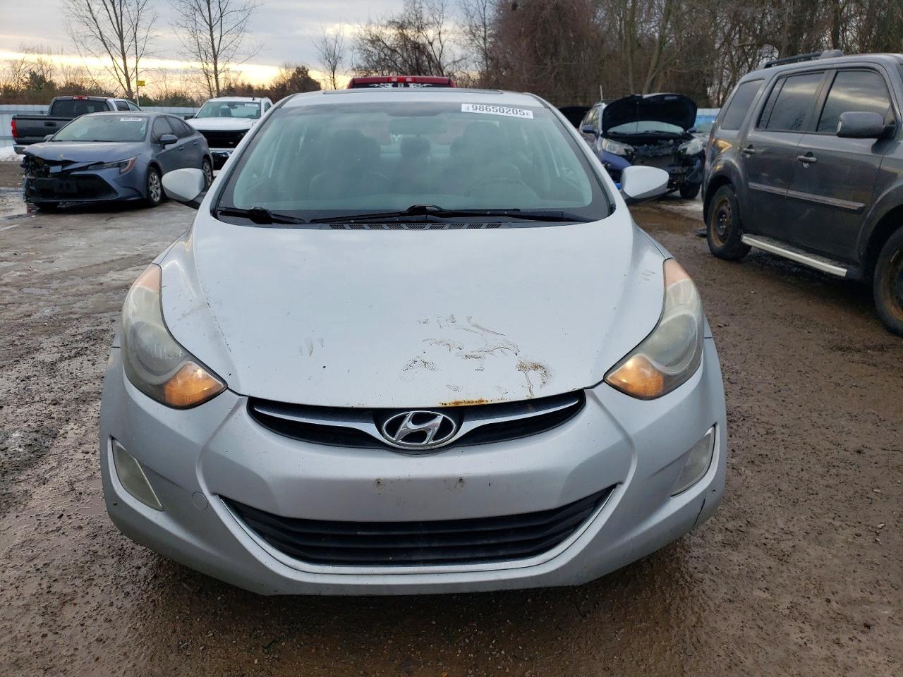 2013 HYUNDAI ELANTRA GLS photo 5