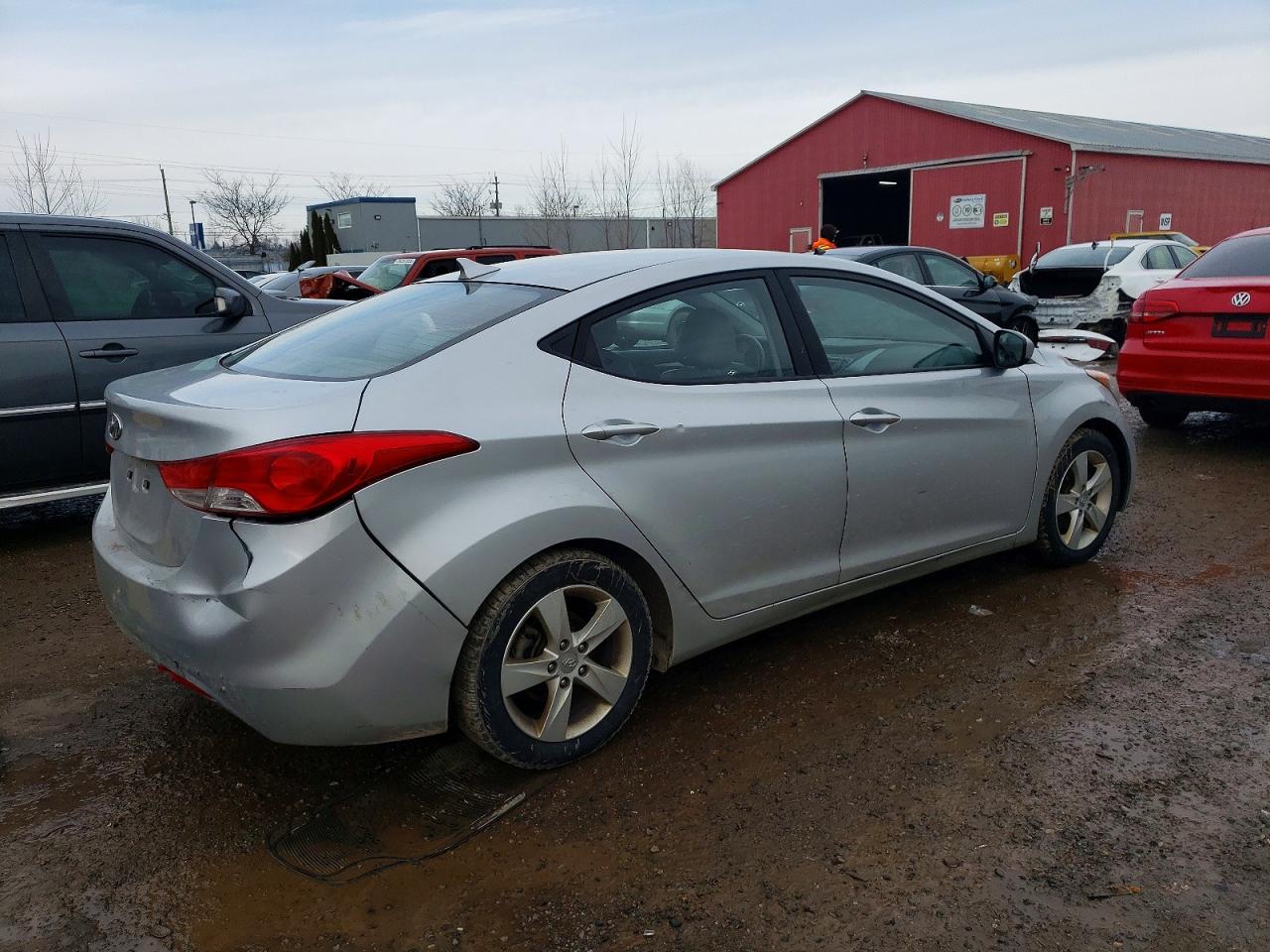 2013 HYUNDAI ELANTRA GLS photo 3