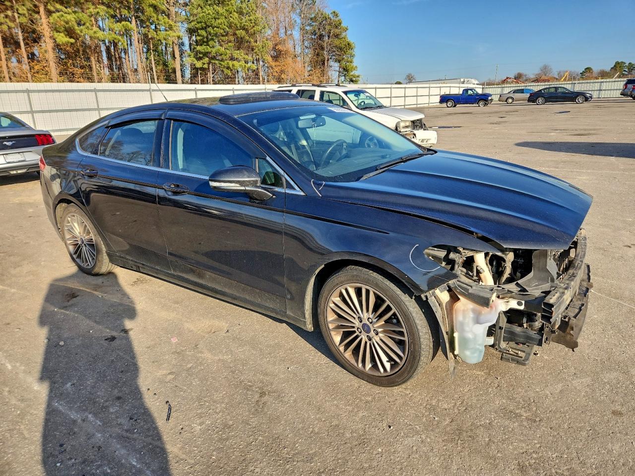2014 FORD FUSION SE photo 4