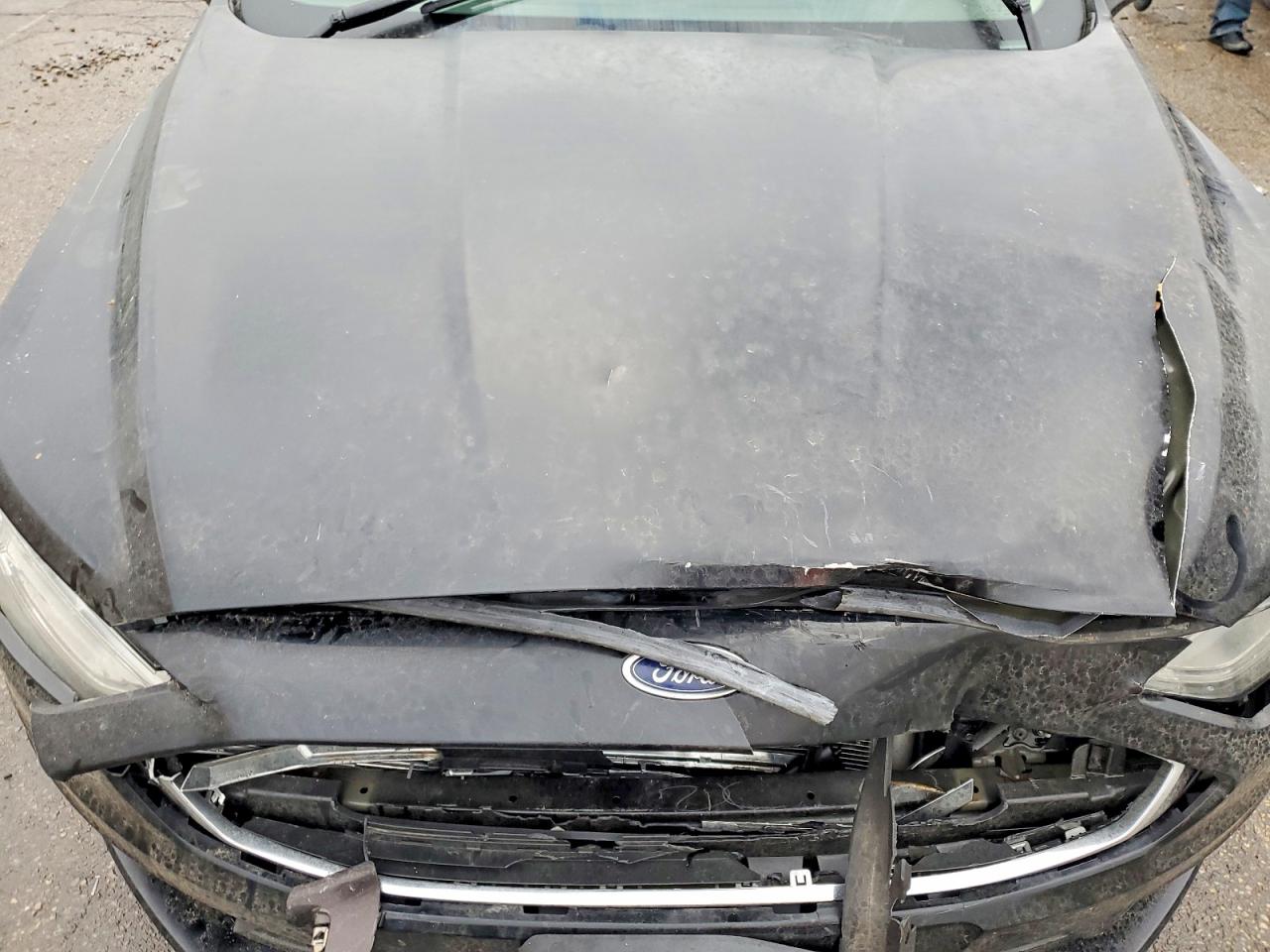 2017 FORD FUSION SE photo 11