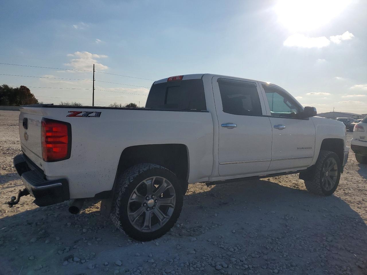 2014 CHEVROLET SILVERADO K1500 LTZ photo 3