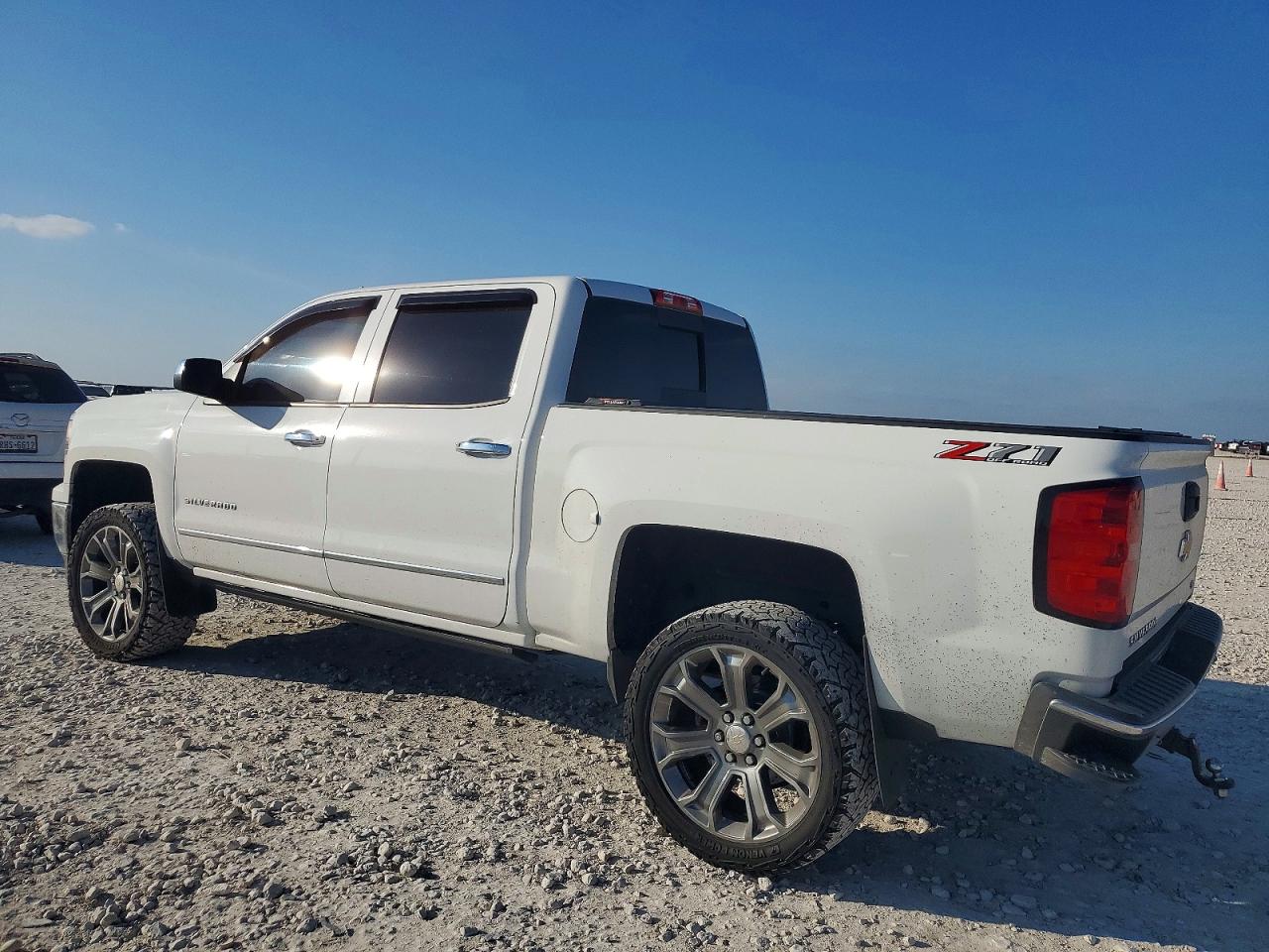 2014 CHEVROLET SILVERADO K1500 LTZ photo 2